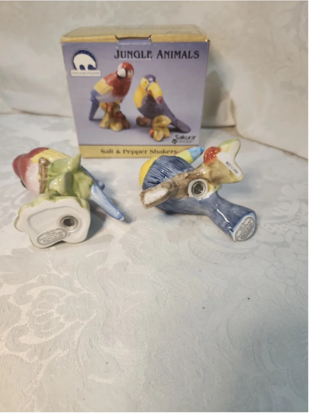 VTG Sakura Colorful Tucan and Parrot Birds Salt & Pepper Shakers 4 1/4